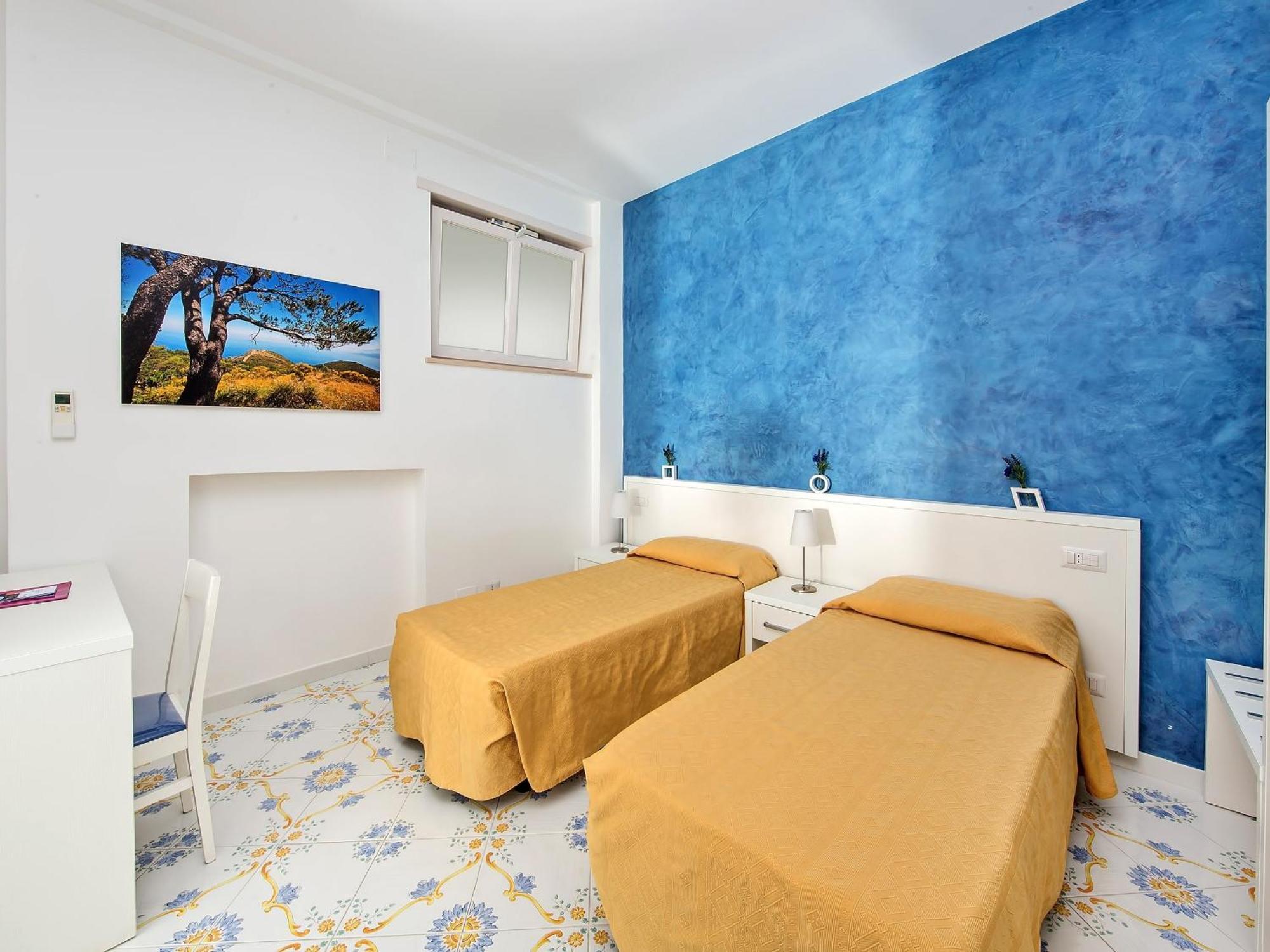 San Nicola Guest House Ανακάπρι Δωμάτιο φωτογραφία